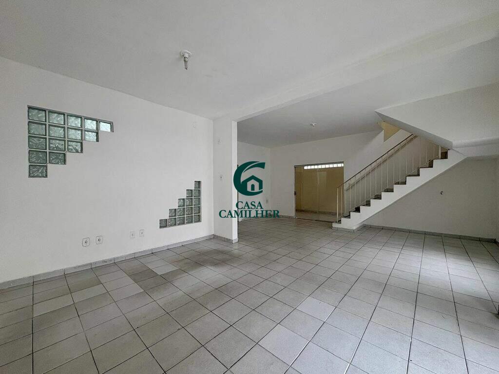 Prédio para aluguel no Centro: 