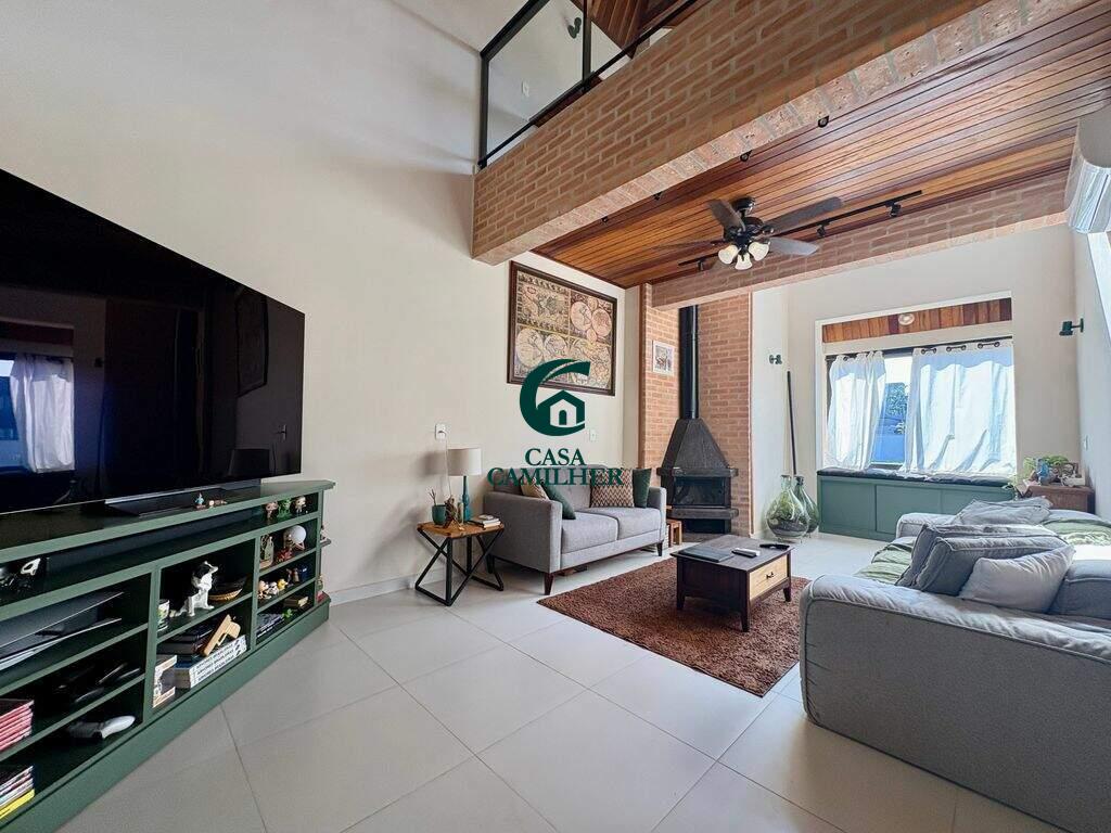 Casa para aluguel no Parque Piracangagua: 