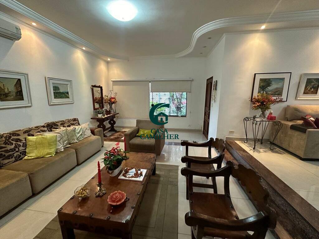 Casa para aluguel no Jardim das Nações: 