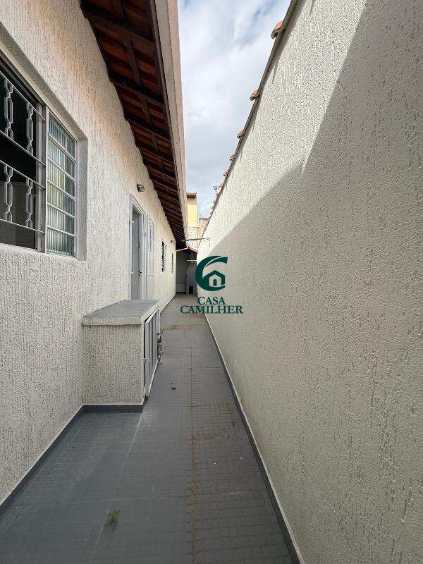Casa para aluguel no Esplanada Independência: 