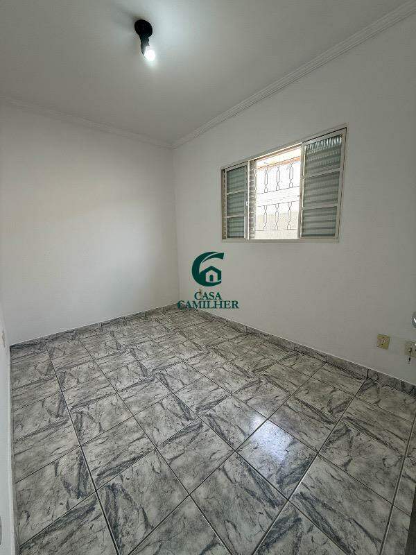 Casa para aluguel no Esplanada Independência: 