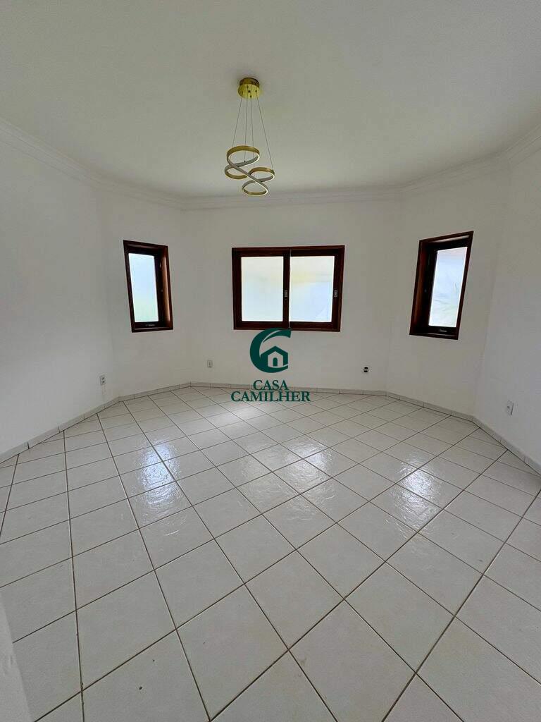 Casa para aluguel no Esplanada Independência: 