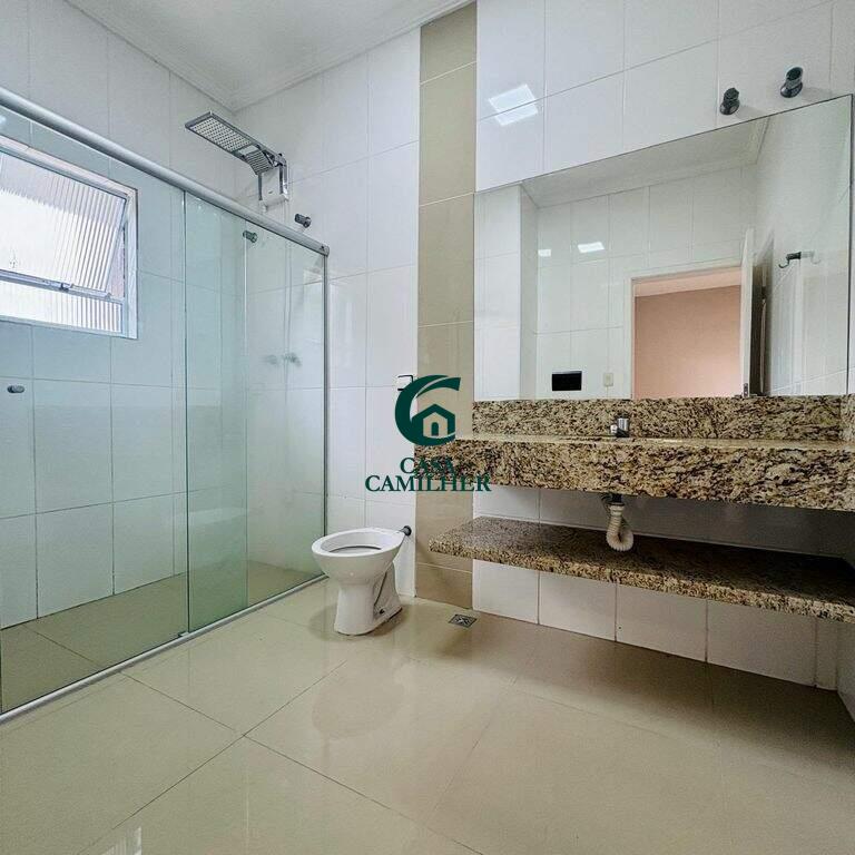 Casa para aluguel no Castelo: 