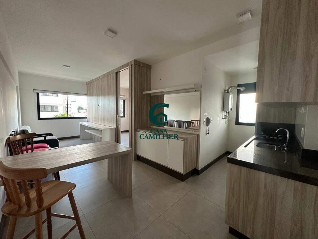 Apartamento para aluguel no Centro: 