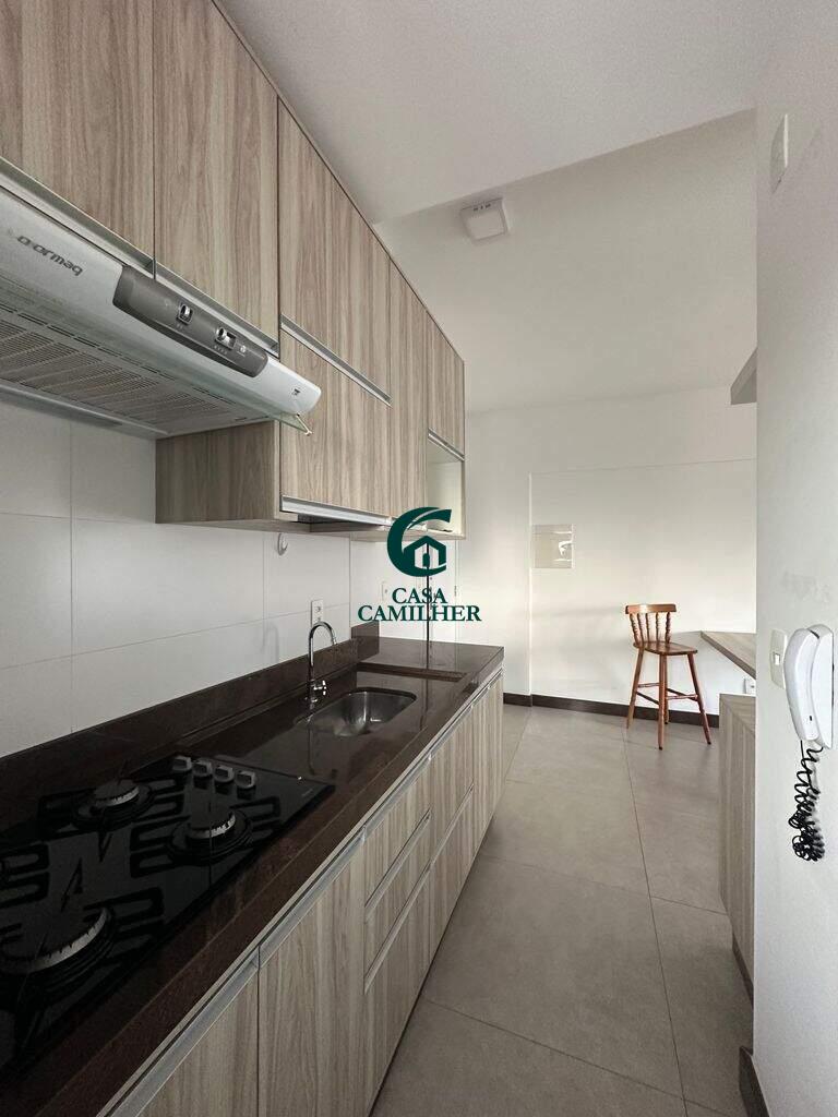 Apartamento para aluguel no Centro: 