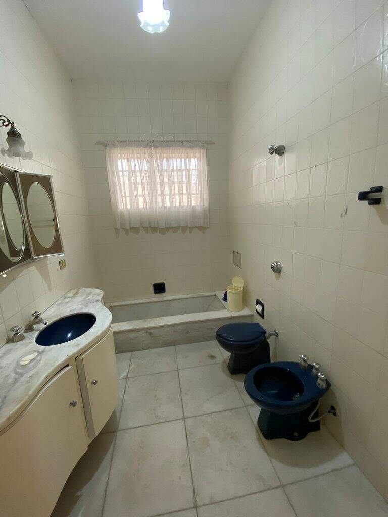 Casa para aluguel no Centro: 