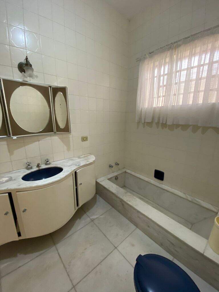 Casa para aluguel no Centro: 