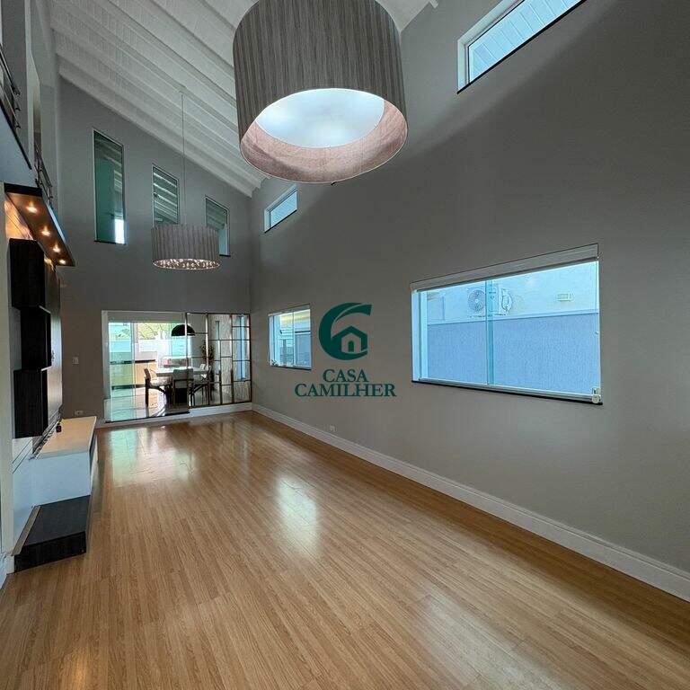 Casa para aluguel no Castelo: 