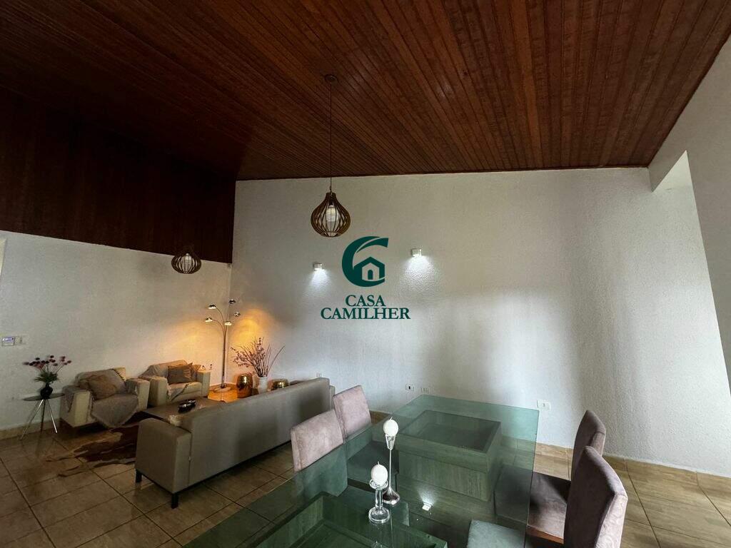 Casa para aluguel no Alto de São Pedro: 