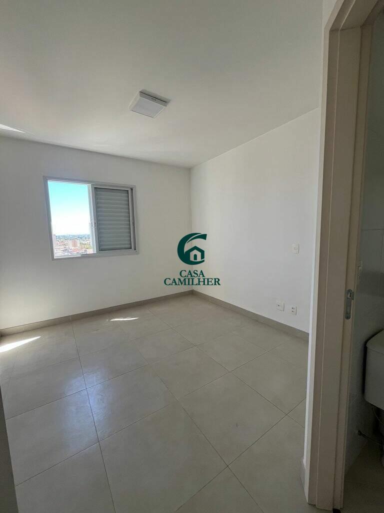 Apartamento para aluguel no Jardim das Nações: 