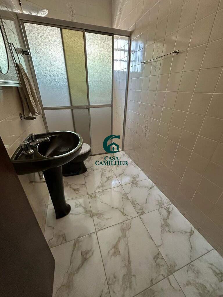 Casa para aluguel no Centro: 