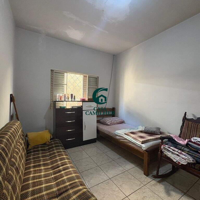 Casa para aluguel no Vila Jaboticabeira: 