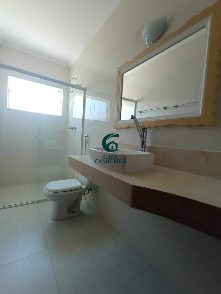 Casa para aluguel no Castelo: 