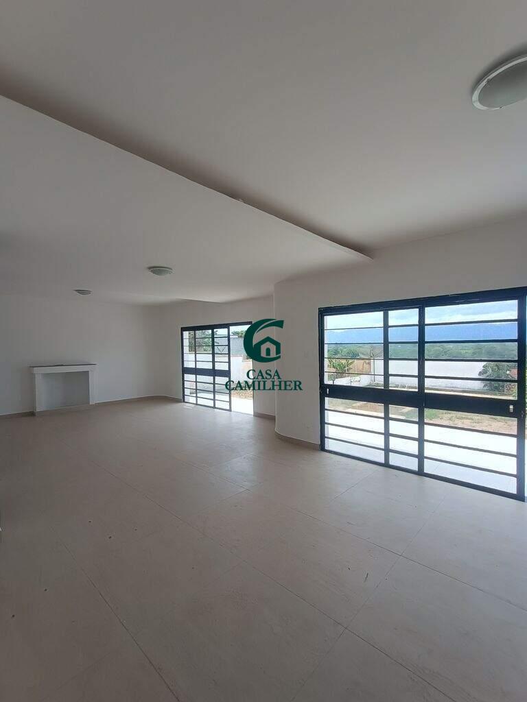 Casa para aluguel no Quiririm: 