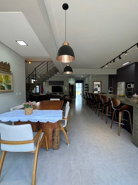 Casa à venda no Quiririm: 