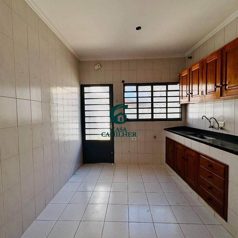 Casa à venda no Centro: 