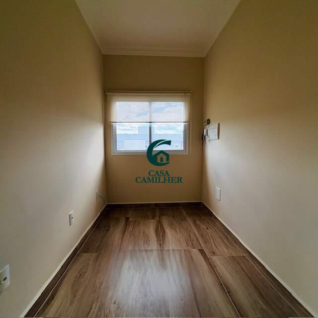 Casa à venda no Piracangaguá: 