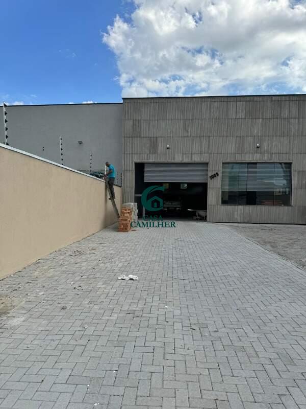 Galpão para aluguel no Quiririm: 