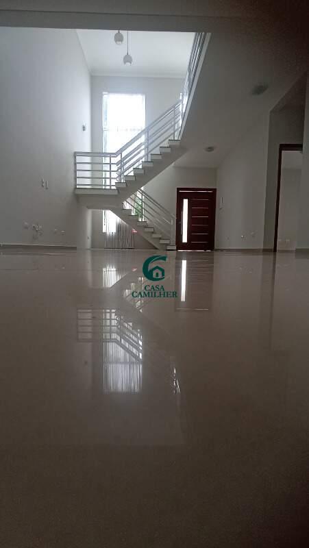 Casa para aluguel no Loteamento Residencial Campos do Conde II: 