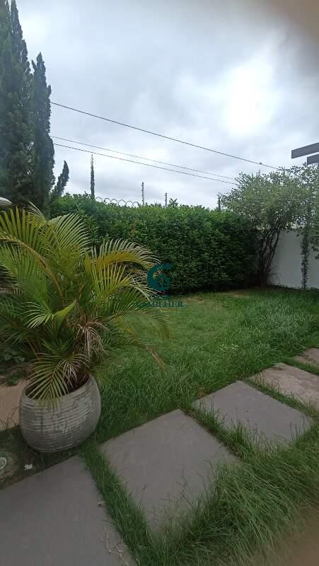 Casa para aluguel no Loteamento Residencial Campos do Conde II: 