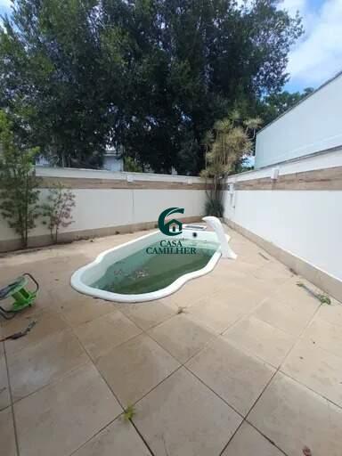 Casa para aluguel no Caminho Novo: 