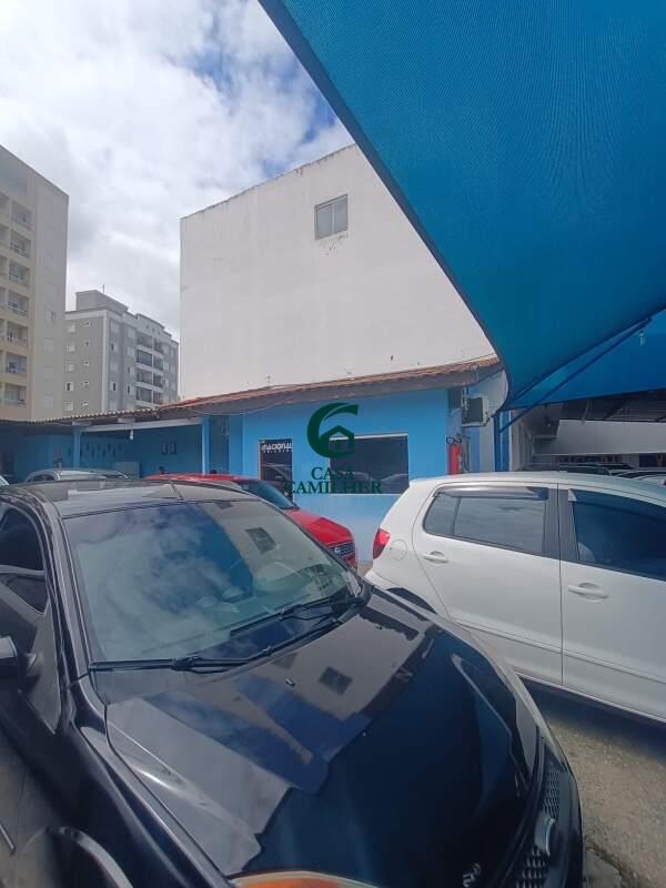 Ponto Comercial para aluguel no Jardim das Monções: 