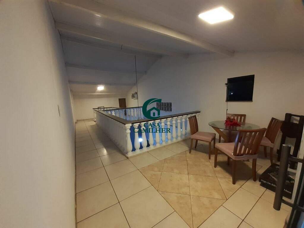 Casa à venda no Parque Santo Antônio: 