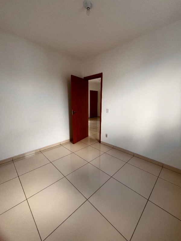 Apartamento para aluguel no Jardim Gurilandia: 