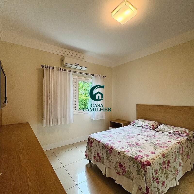 Casa para aluguel no Tremembe: 