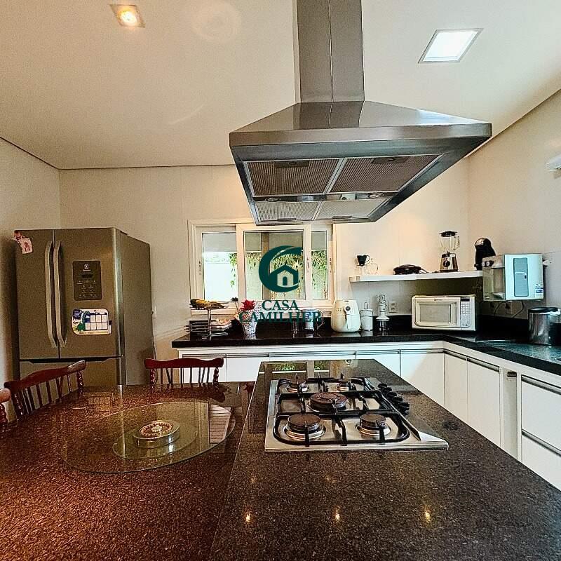 Casa para aluguel no Tremembe: 