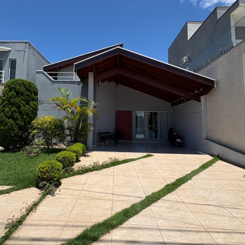 Casa à venda no Bairro dos Guedes: 