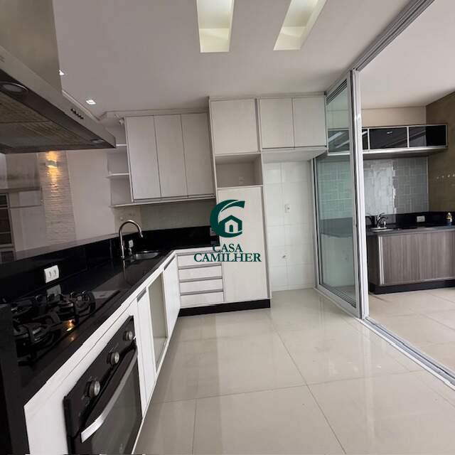 Casa à venda no Piracangaguá: 