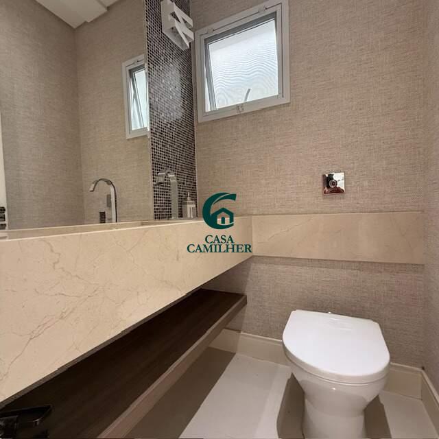 Casa à venda no Piracangaguá: 