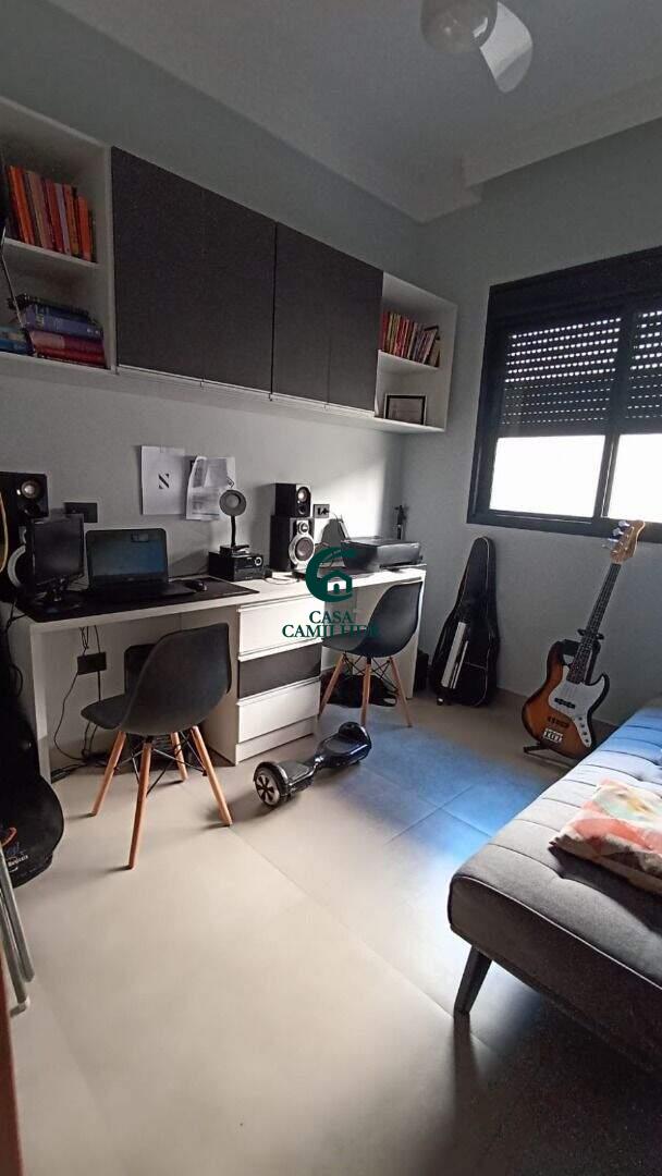 Casa à venda no Piracangaguá: 