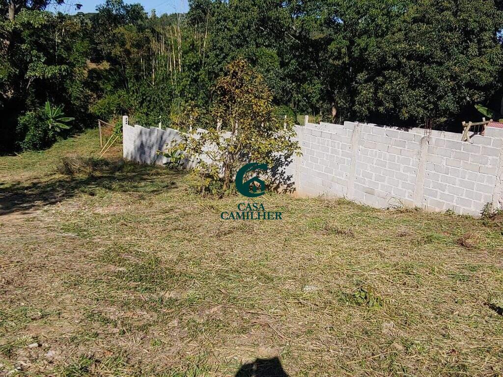 Terreno/Lote à venda no São Gonçalo: 