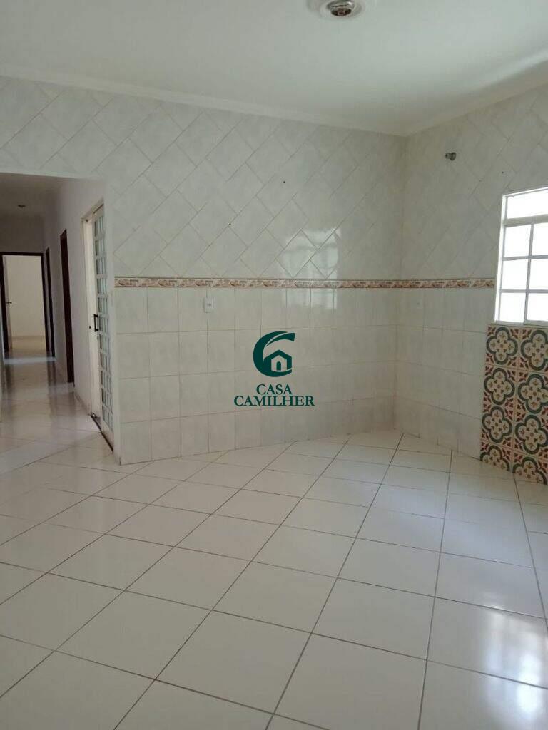 Casa à venda no Mombaça: 