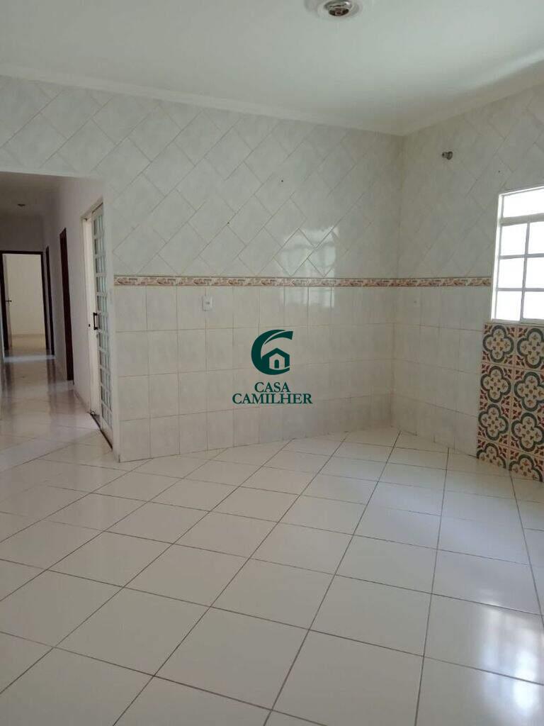 Casa à venda no Mombaça: 