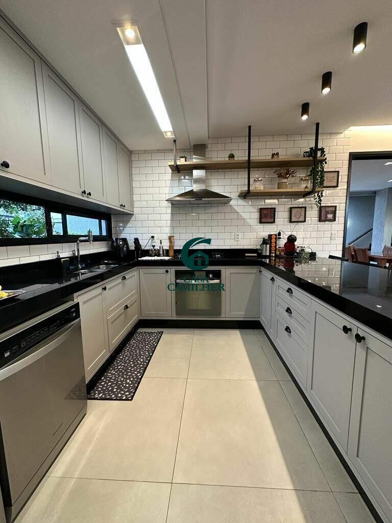 Casa à venda no Condomínio Ouro Ville: 