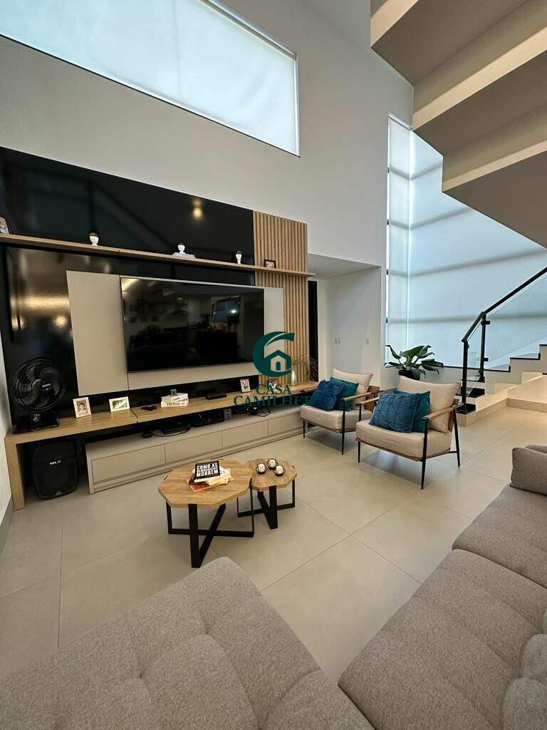 Casa à venda no Condomínio Ouro Ville: 