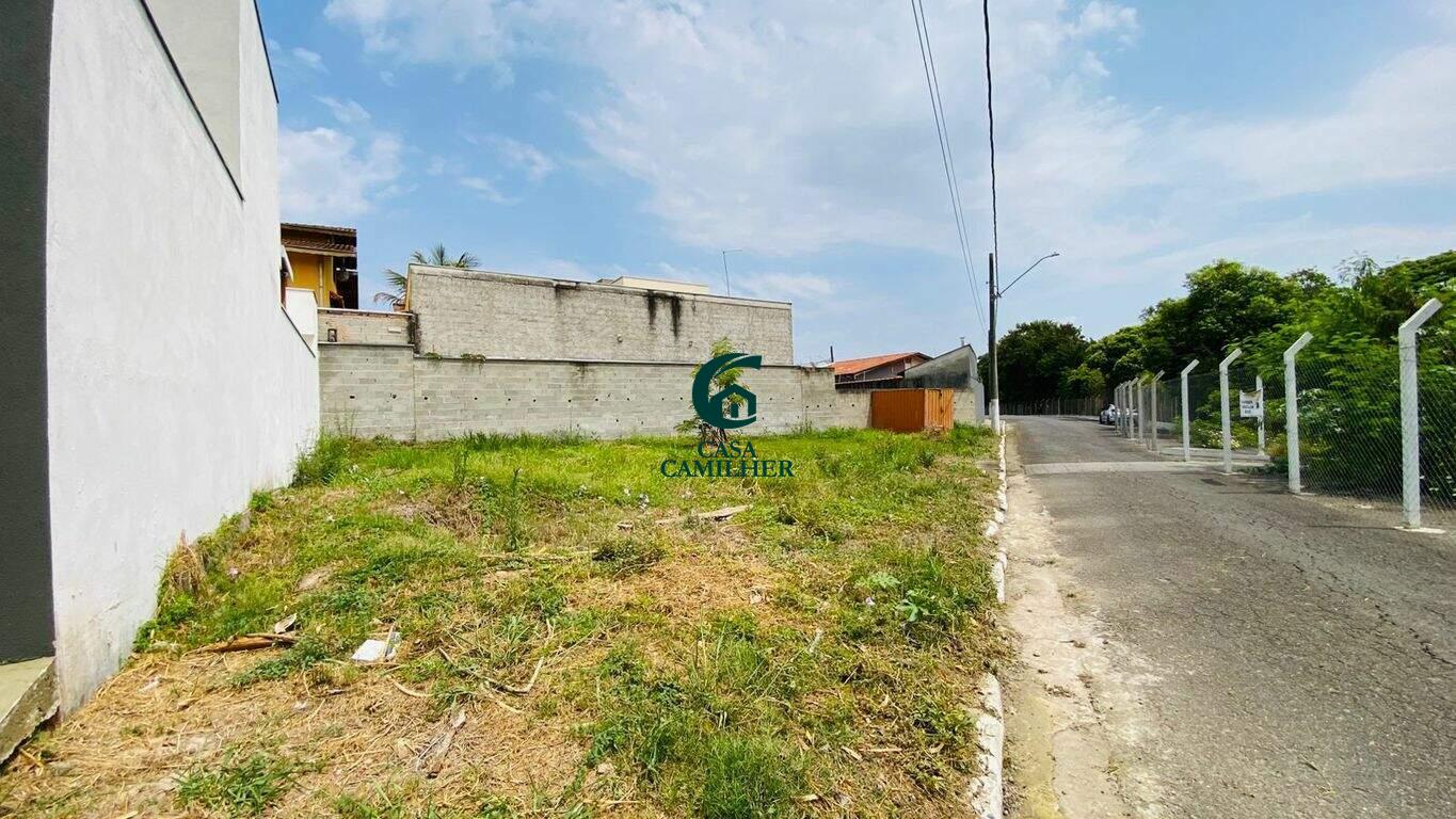 Terreno/Lote à venda no Areão: 