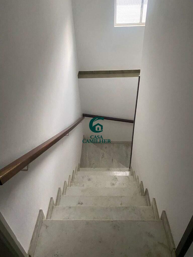 Casa à venda no Centro: 