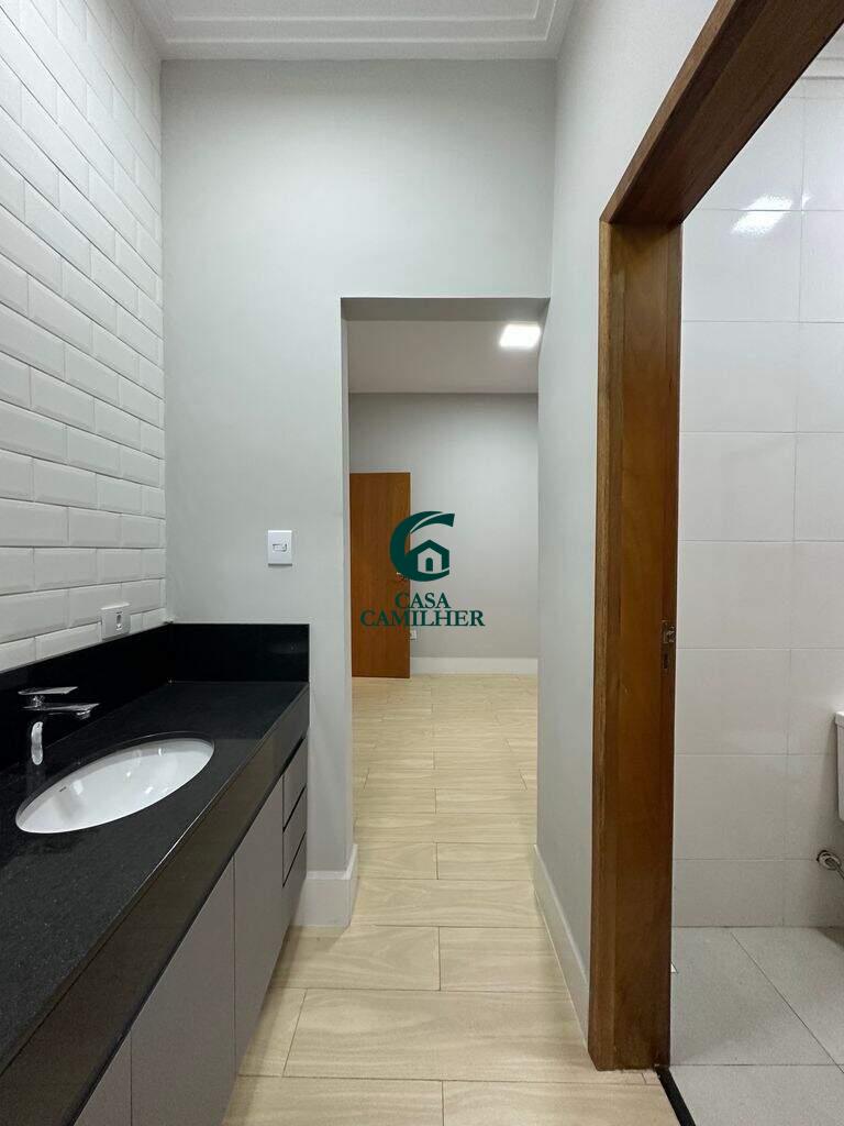 Casa à venda no Bairro dos Guedes: 