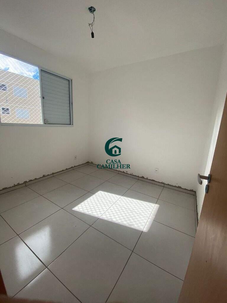 Apartamento à venda no Piracangaguá: 