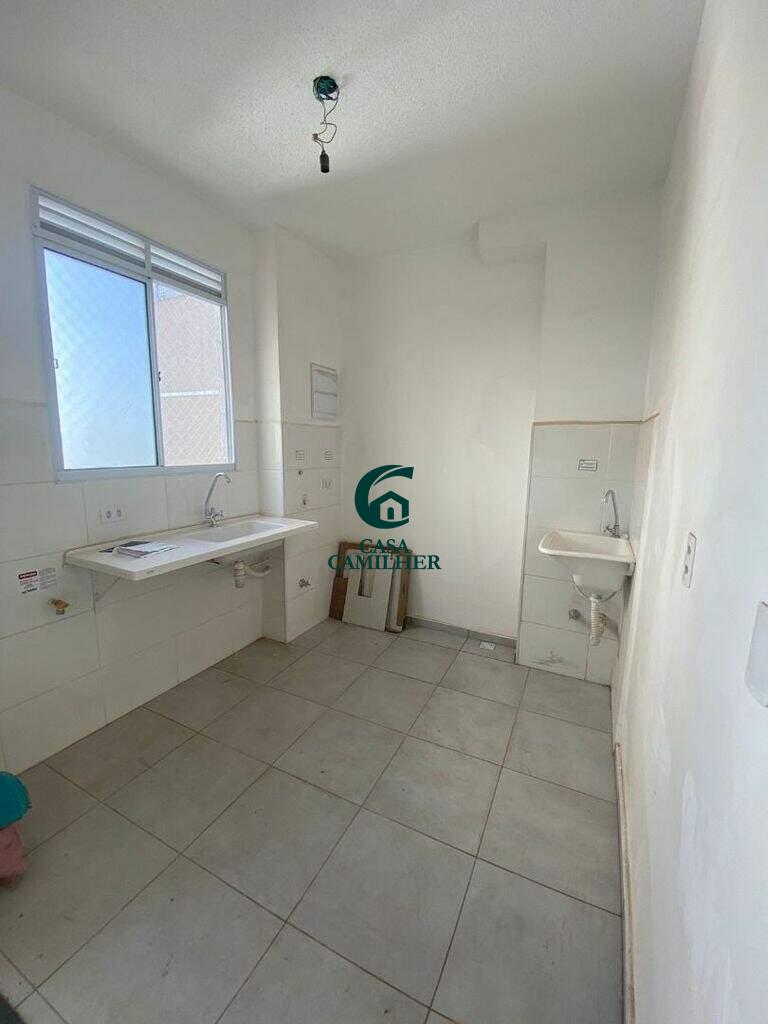 Apartamento à venda no Piracangaguá: 