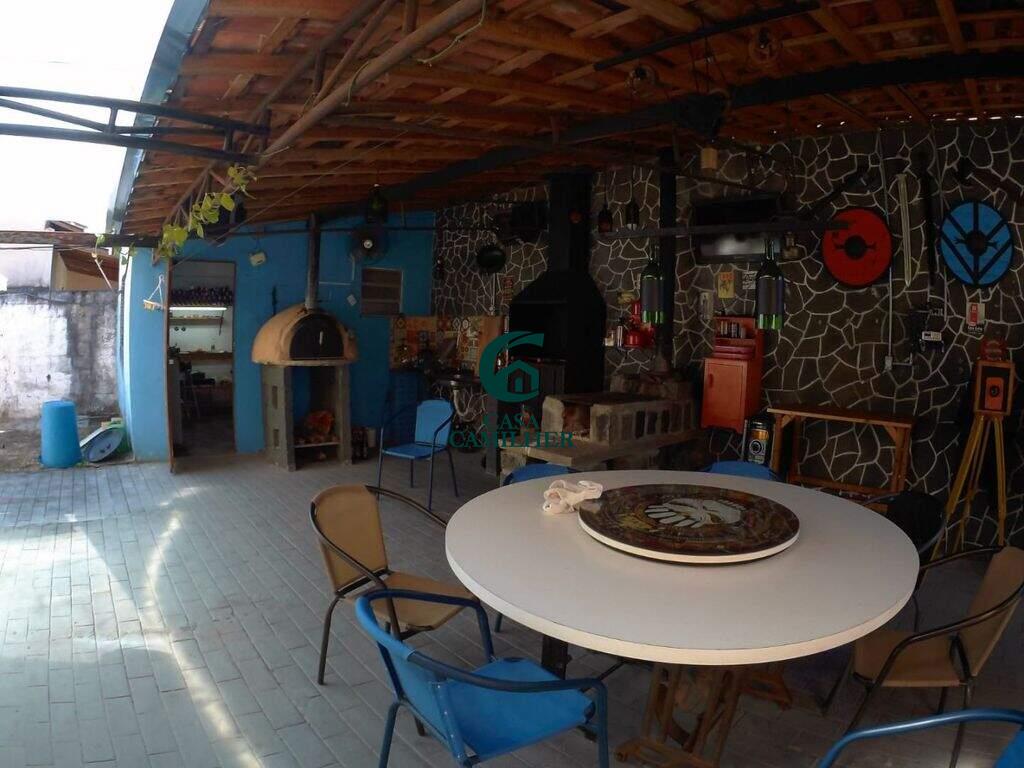 Casa à venda no Água Quente: 