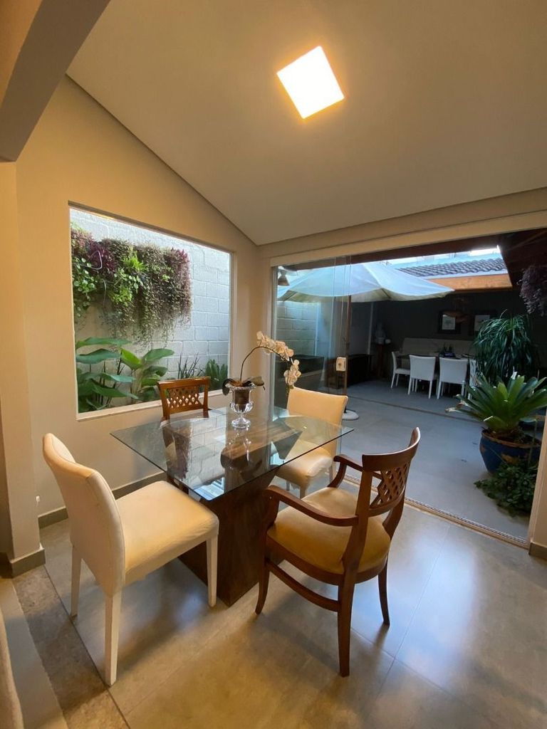 Casa à venda no Esplanada Independência: 