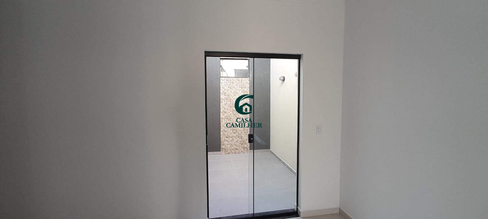 Casa à venda no Areão: 