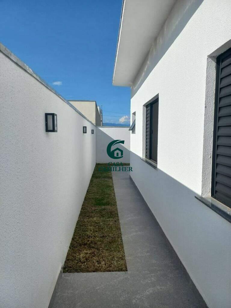 Casa à venda no Areão: 