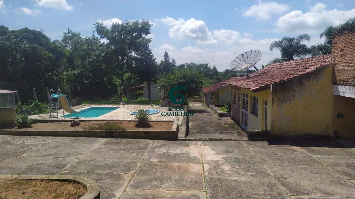 Casa à venda no Bairro dos Guedes: 