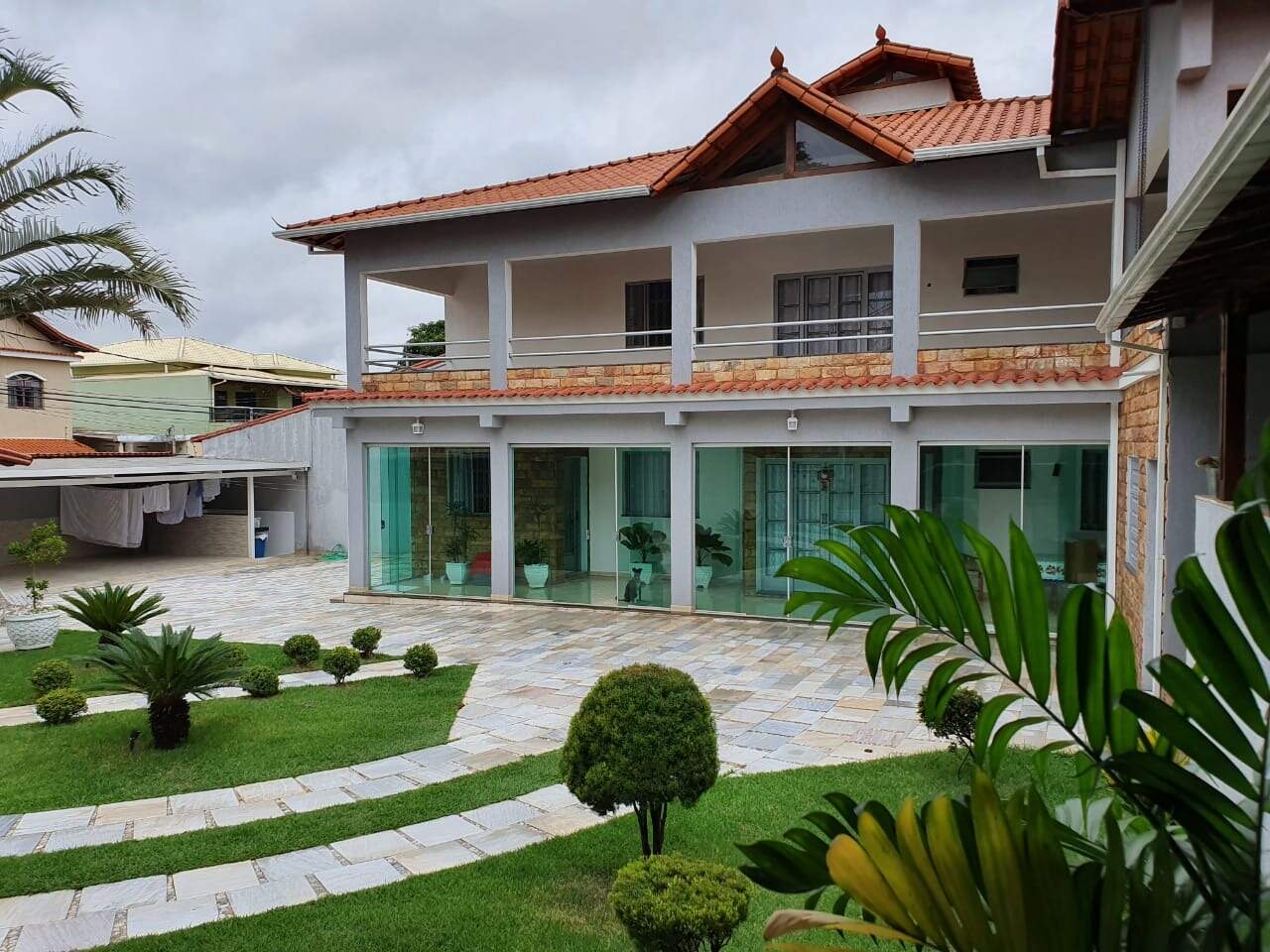Casa à venda no Milionários: Casa à venda, 04 quartos, Milionários - Barreiro